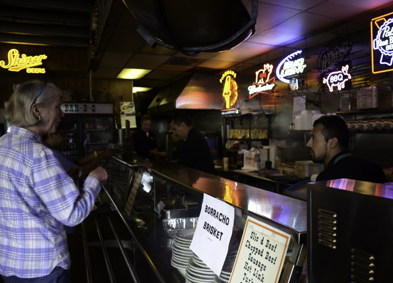 sammys-bar-b-q-done-4