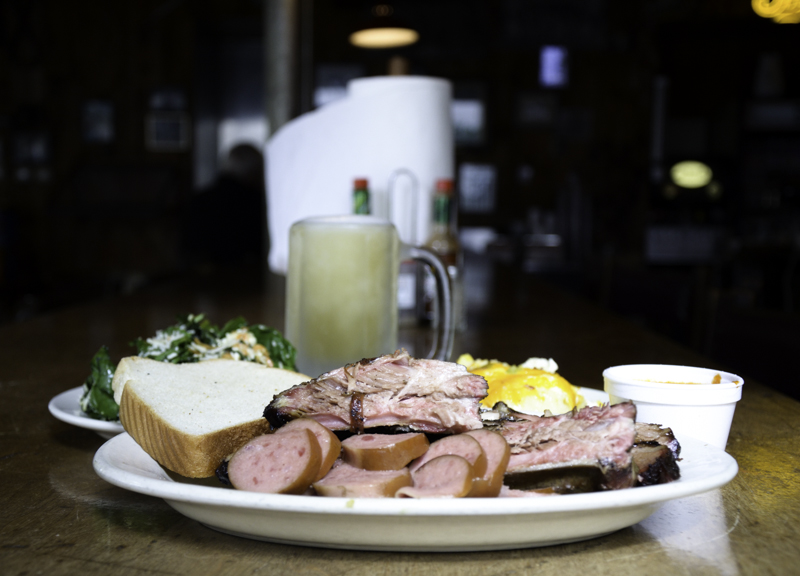 sammys-bar-b-q-done-9
