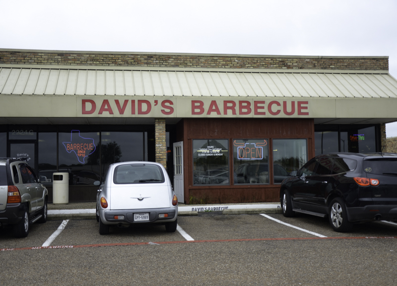 Cued Up David s Barbecue Pantego . Central Track