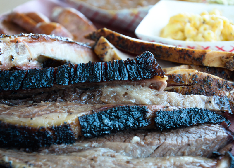 bet-the-house-barbecue-14