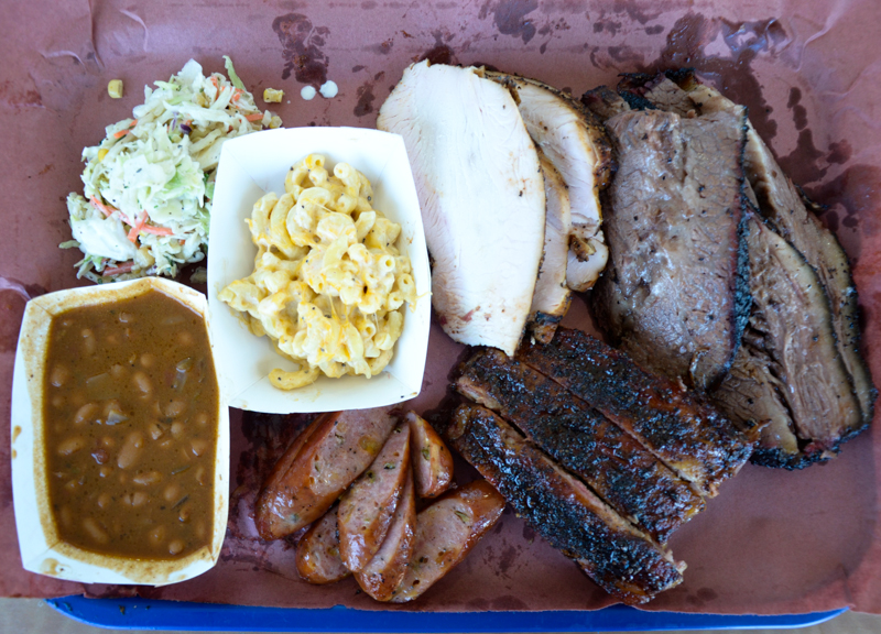 bet-the-house-barbecue-6